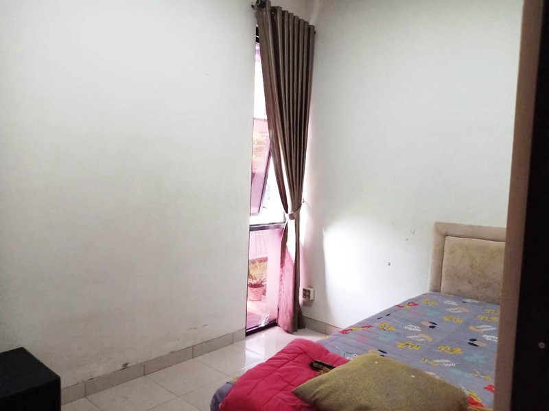 Rumah 2 Lantai, Bebas Banjir Lokasi Strategis dekat ST. Stasiun Pondok Ranji