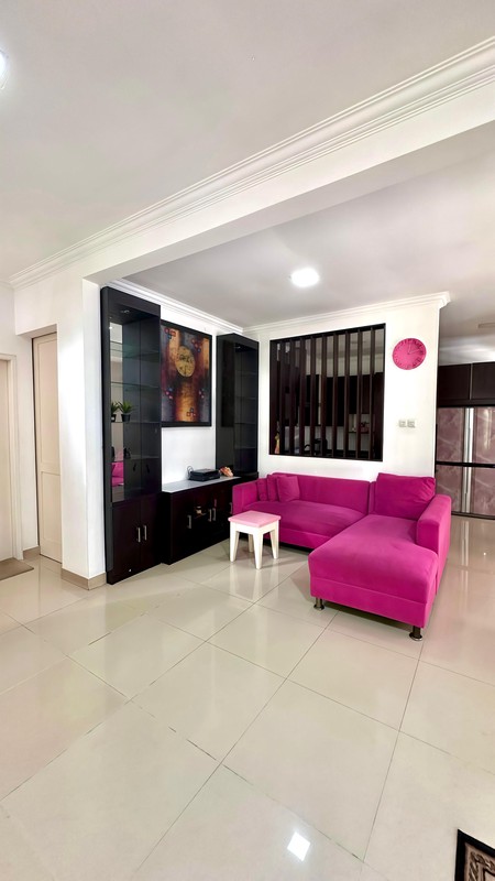 Rumah 2 Lantai Siap Huni Posisi Hook dengan Hunian Nyaman dan Asri @BSD, Nusaloka