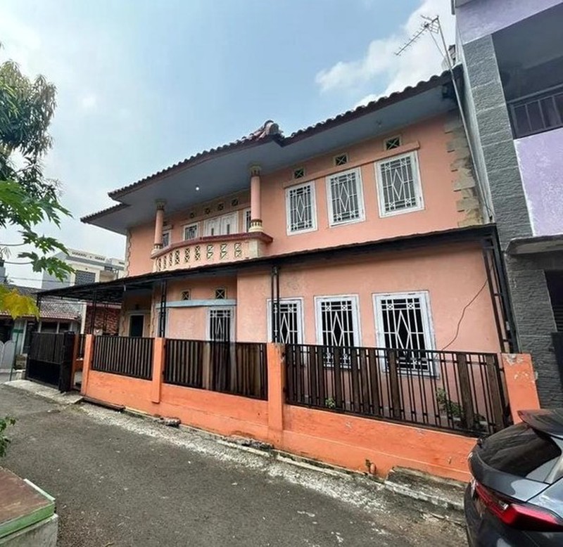 Rumah Hook LT 124 m2 & Harga 1M an di Villa Bintaro Indah - Jarang Ada
