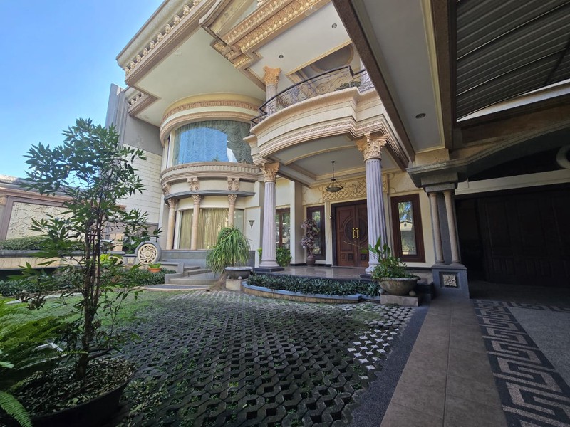 Dijual 695 m2 Rumah Raya Bintang Diponggo - Row Jalan Raya Besar - Komersial Cocok Buat Usaha Dekat Ciputra World Mall, Shangrila Hotel, Akses Tol , Rs Mayapada