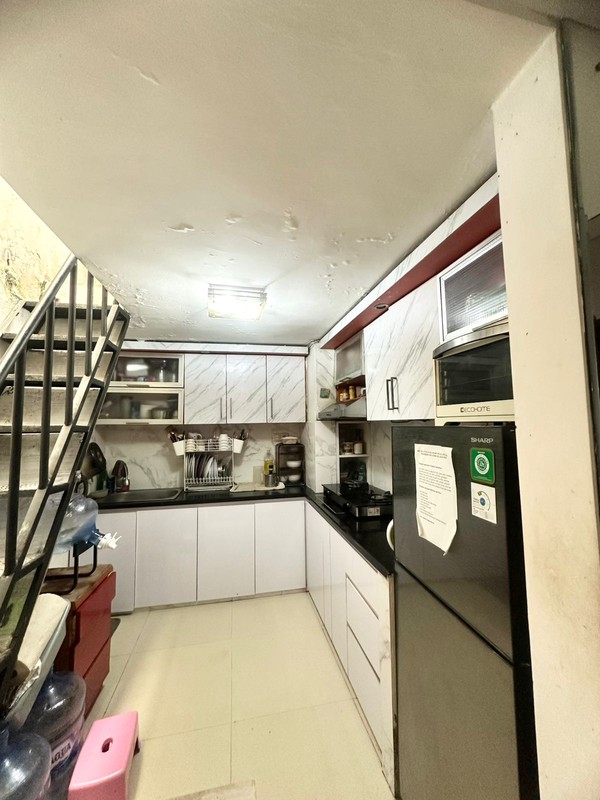 Rumah 2 lantai, Bagus, dan Apik lokasi strategis di Bintaro