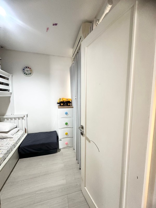 Rumah 2 lantai, Bagus, dan Apik lokasi strategis di Bintaro