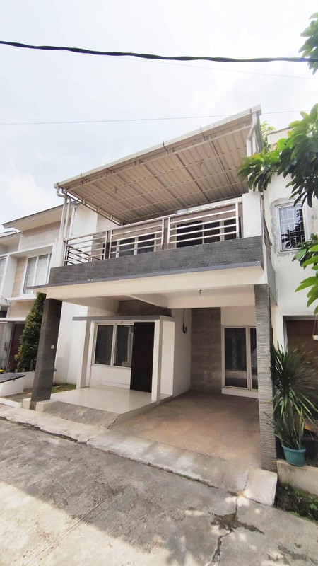 Rumah Bagus, minimalis, Dalam Cluster di Jurang Mangu