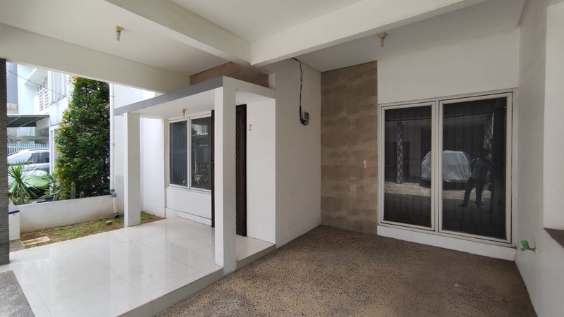 Rumah Bagus, minimalis, Dalam Cluster di Jurang Mangu