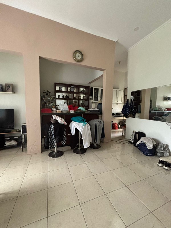 Rumah Keluarga Nyaman Villa Bintaro Regency, 1 Lantai, SHM