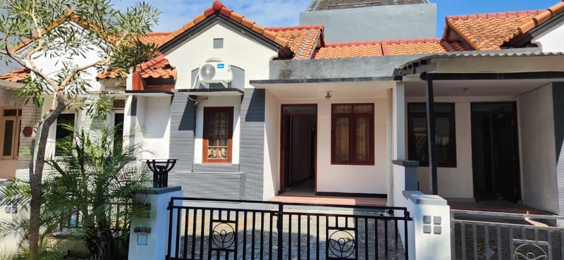 Dijual Rumah Alam Hijau, Citraland, Sambikerep, Surabaya Barat Lokasi strategis; cocok untuk investasi/disewakan