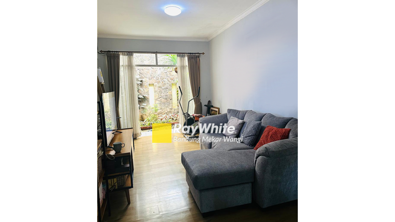 Rumah Golf Arcamanik Bandung