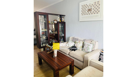 Rumah Golf Arcamanik Bandung