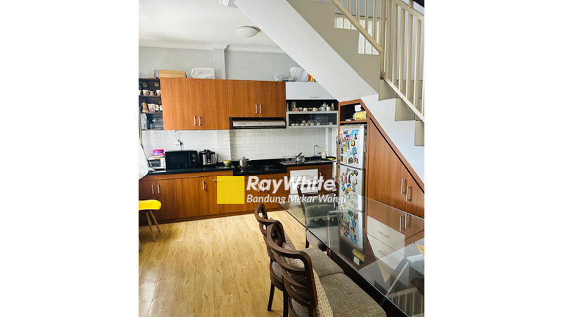 Rumah Golf Arcamanik Bandung