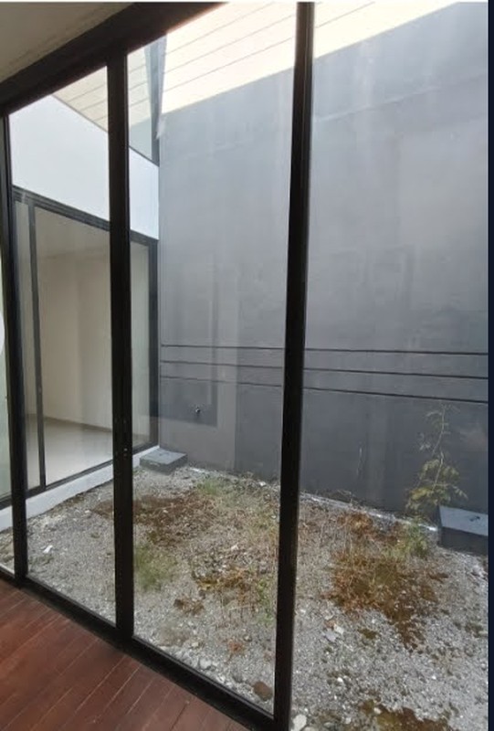 Jual Cepat Rumah Baru Gress - Pondok Tjandra Nanas, Sidoarjo