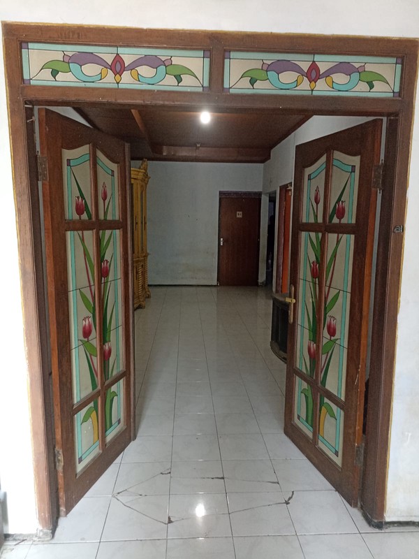 Dijual Rumah 1,5 Lantai di Kedung Baruk Rungkut Harga 2,6 M (Nego)