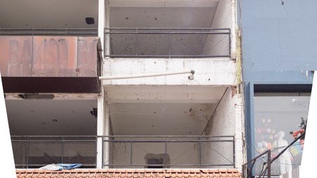 Disewakan Ruko Bangunan Lama Perlu Renovasi, Unfurnished, Bebas Banjir di Jl. Kemang Raya, Bangka, Mampang Prapatan