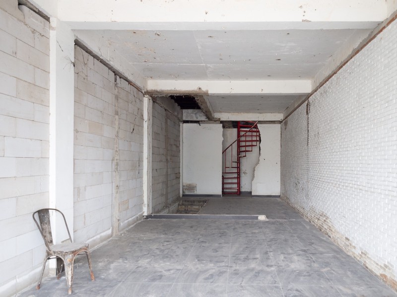 Disewakan Ruko Bangunan Lama Perlu Renovasi, Unfurnished, Bebas Banjir di Jl. Kemang Raya, Bangka, Mampang Prapatan