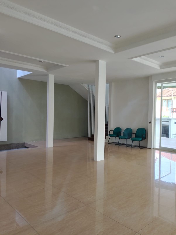 Rumah Design Tropical Modern di Pondok Indah