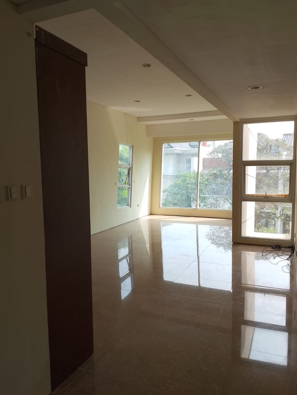 Rumah Design Tropical Modern di Pondok Indah