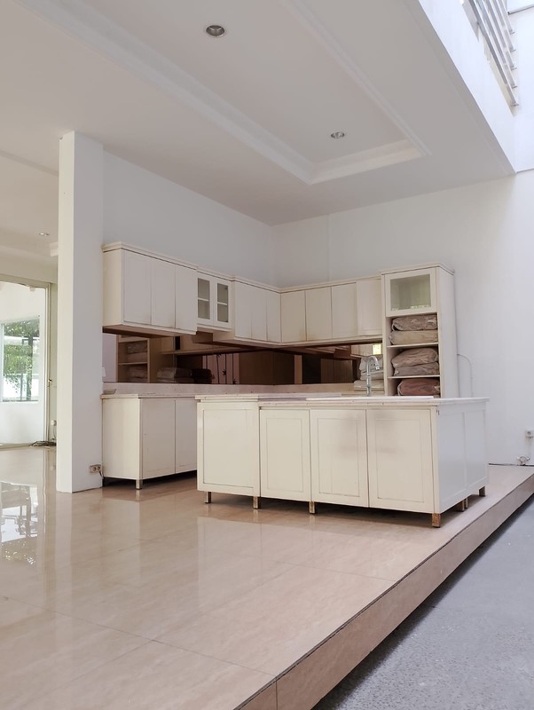 Rumah Design Tropical Modern di Pondok Indah