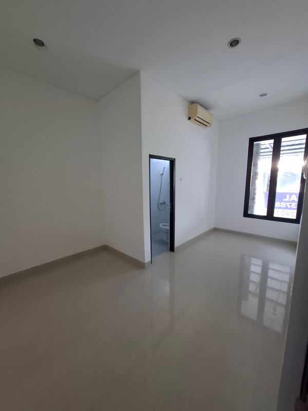 Rumah Dijual Pakuwon City Palm Beach Imperial Mulyorejo Surabaya