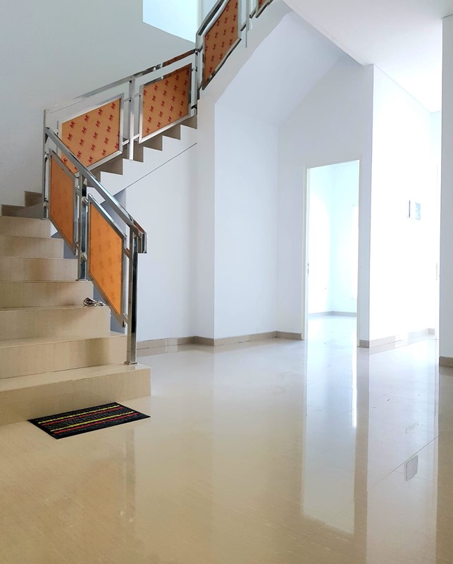 Rumah Dijual Pakuwon City Palm Beach Imperial Mulyorejo Surabaya