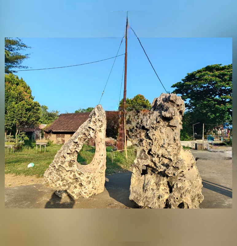 Dijual 7600 M2 Tanah Jalan Raya Pantura - Jalan Raya Tambakrejo - Kraton - Pasuruan Jawa Timur - Lokasi Bagus - Surat Shm