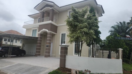 Dijual Rumah Posisi Hook di JL. Danau Belida - Taman Beverly Golf - Lippo Karawaci Tangerang