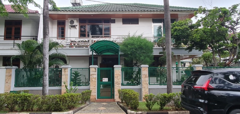 Dijual Rumah Hoek Sejuk & Asri di Gading Kirana Timur, Kelapa Gading