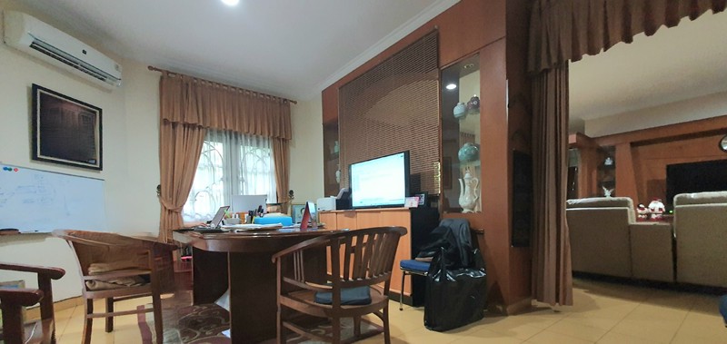 Dijual Rumah Hoek Sejuk & Asri di Gading Kirana Timur, Kelapa Gading