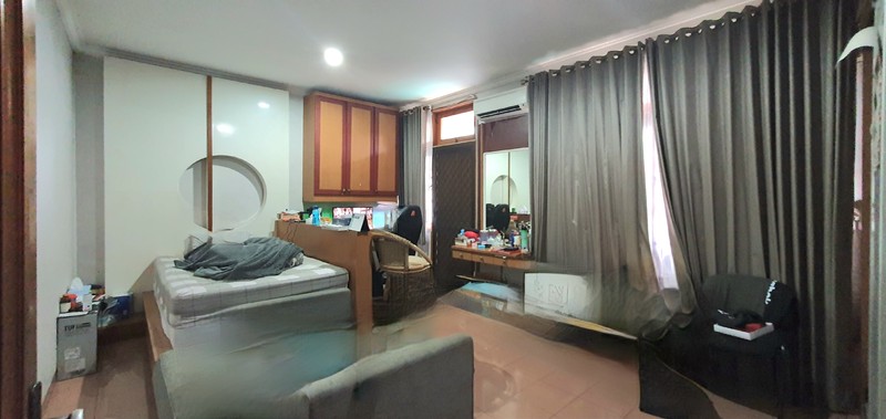 Dijual Rumah Hoek Sejuk & Asri di Gading Kirana Timur, Kelapa Gading