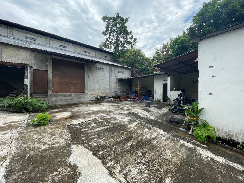 Investasi Menguntungkan Properti Komersial Serbaguna (Gudang, Toko, & Kantor) di Bangunjiwo, Bantul