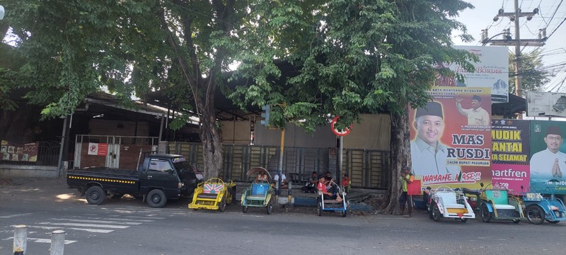 Dijual 1800 m2 Tanah Hook Komersial area di Alun - Alun Bangil Pasuruan Jawa Timur - Jalan Ahmad Yani - Cocok Buat Segala Usaha - Strategis Row Jalan Besar - SHM