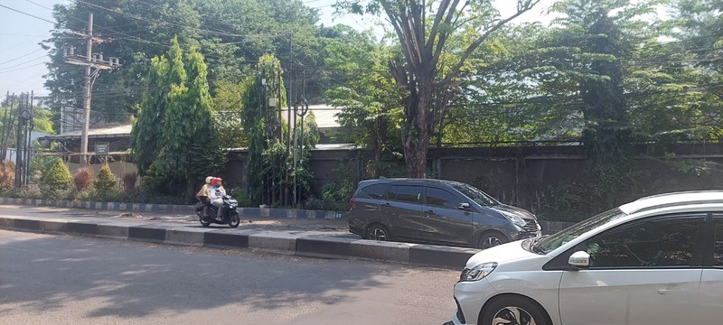 Dijual 1800 m2 Tanah Hook Komersial area di Alun - Alun Bangil Pasuruan Jawa Timur - Jalan Ahmad Yani - Cocok Buat Segala Usaha - Strategis Row Jalan Besar - SHM