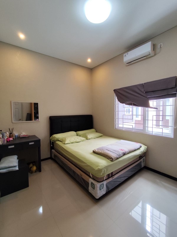 Dijual Hunian 2 Lantai Full Furnished Dalam Perum, Dekat Dengan SMA N 2 Ngaglik, Sukoharjo, Ngaglik, Sleman