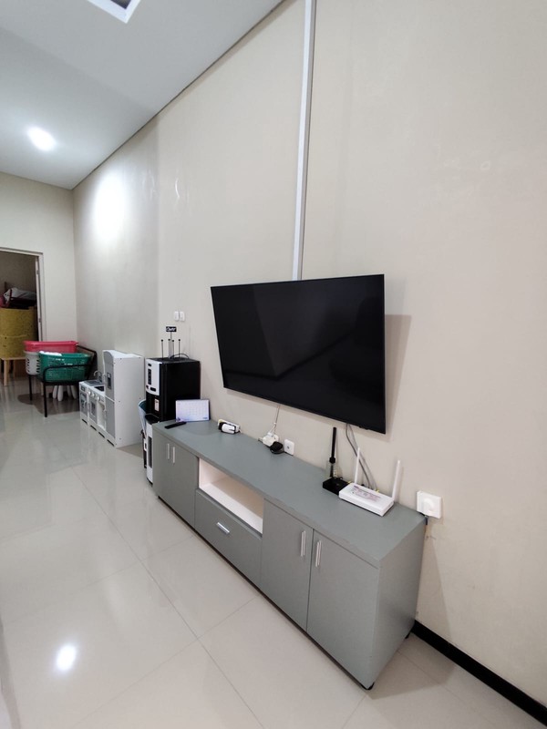 Dijual Hunian 2 Lantai Full Furnished Dalam Perum, Dekat Dengan SMA N 2 Ngaglik, Sukoharjo, Ngaglik, Sleman