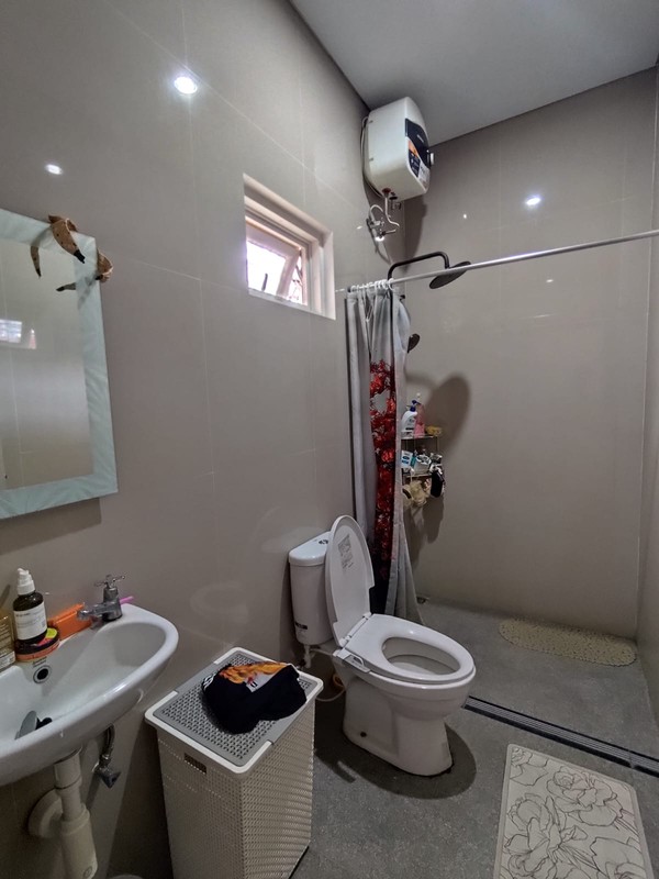 Dijual Hunian 2 Lantai Full Furnished Dalam Perum, Dekat Dengan SMA N 2 Ngaglik, Sukoharjo, Ngaglik, Sleman