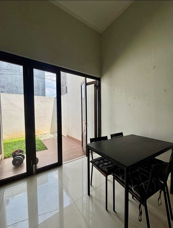 Rumah Bagus Di The Patio Premiere Ciputat Tangerang Selatan
