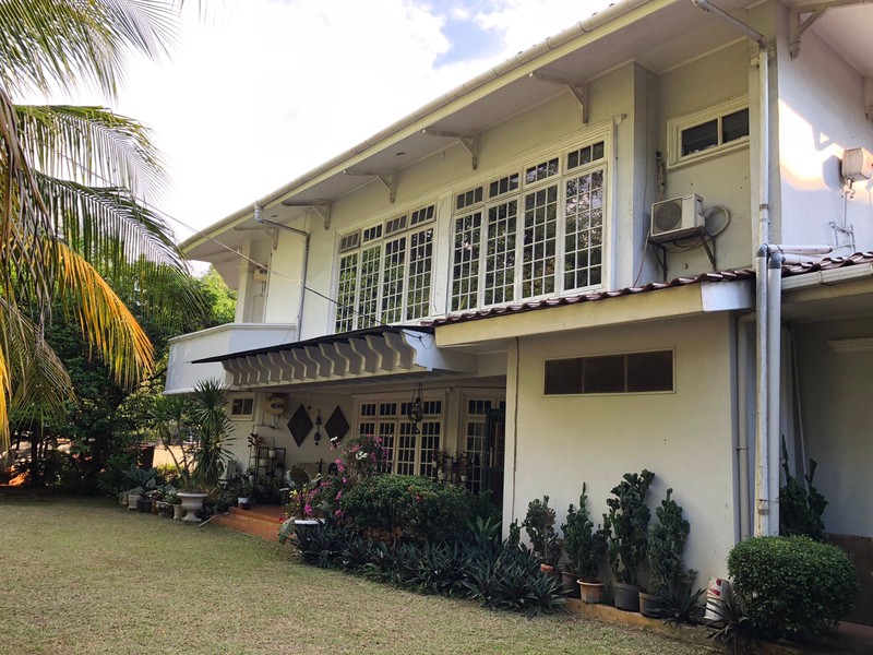 Rumah Mewah Super Luas 1.644 m² di Kebayoran Baru - Jakarta Selatan | Premium Area, Lingkungan Elite