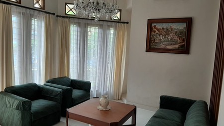 Rumah Bagus Di Jl Batam Cinere Tangerang Selatan
