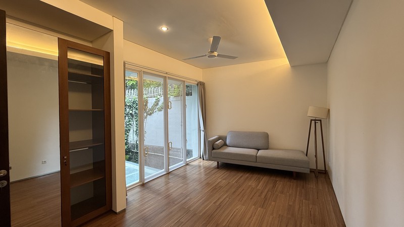 MODERN AND BEAUTIFUL HOUSE AT SENOPATI AREA