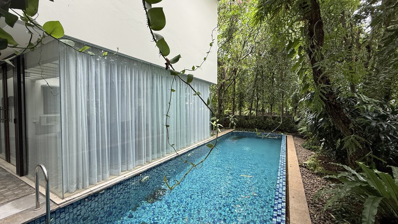 MODERN AND BEAUTIFUL HOUSE AT SENOPATI AREA