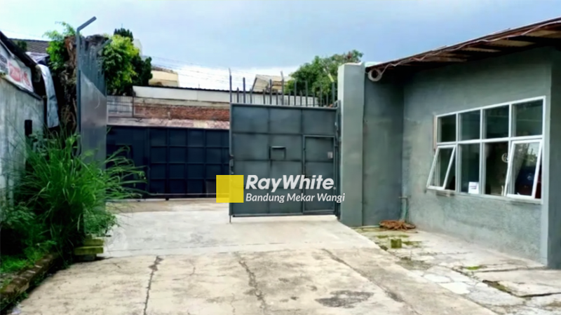 Pabrik Sayap Soekarno Hatta dan Pasir Koja