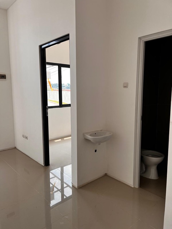 Rumah Bagus Di Gardens Candi Sawangan Rivergate Depok