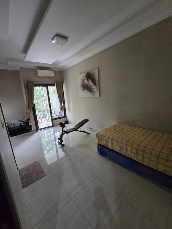 Rumah Bagus Di Oriana Permata Bintaro Jaya Sektor 9