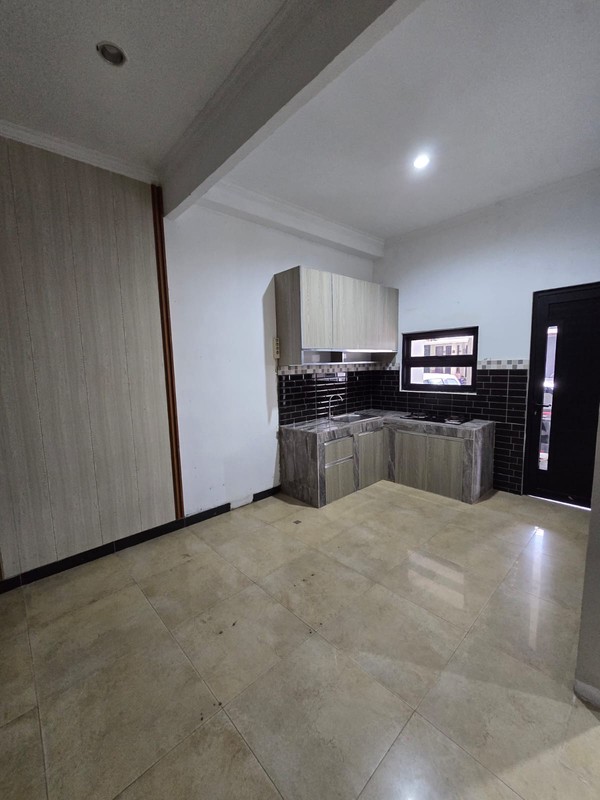 Rumah Bagus Di Permata Adora Bintaro Jaya Sektor 9