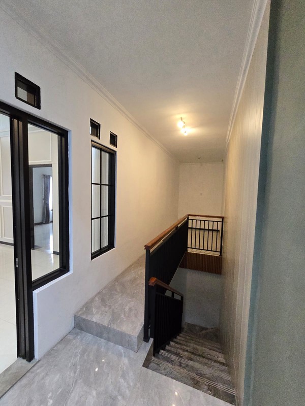 Rumah Bagus Di Permata Adora Bintaro Jaya Sektor 9