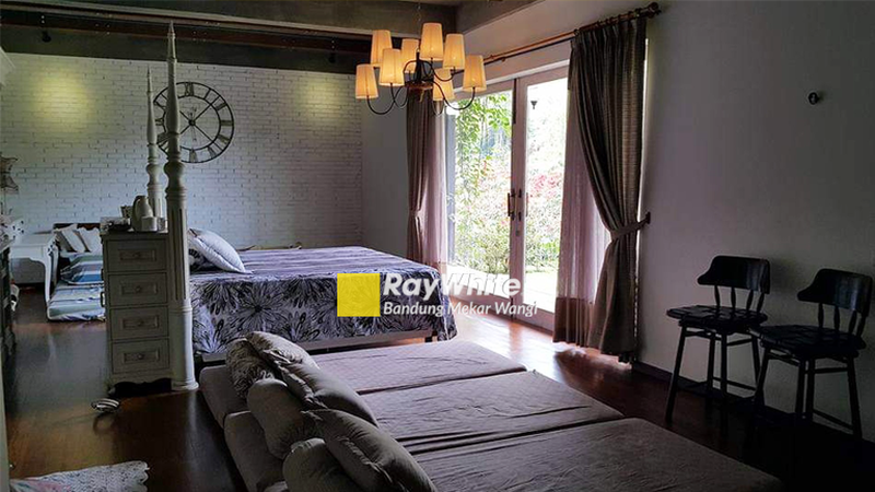 Villa Siap Huni Dago Pakar Bandung