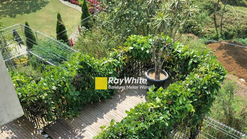 Villa Siap Huni Dago Pakar Bandung