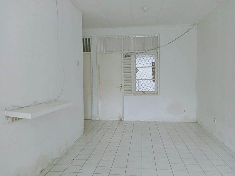 Rumah 1 Lantai Asri Dan Sejuk Depan Taman Sektor 5 Bintaro Jaya