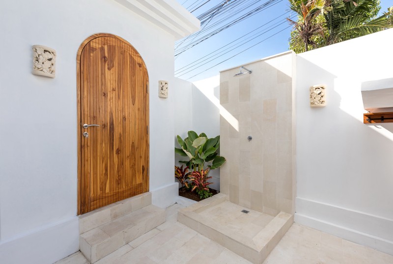 Leasehold - Stylish 2-Bedroom Villa in Seminyak (bordering Denpasar), Bali - Attractive Investment Opportunity