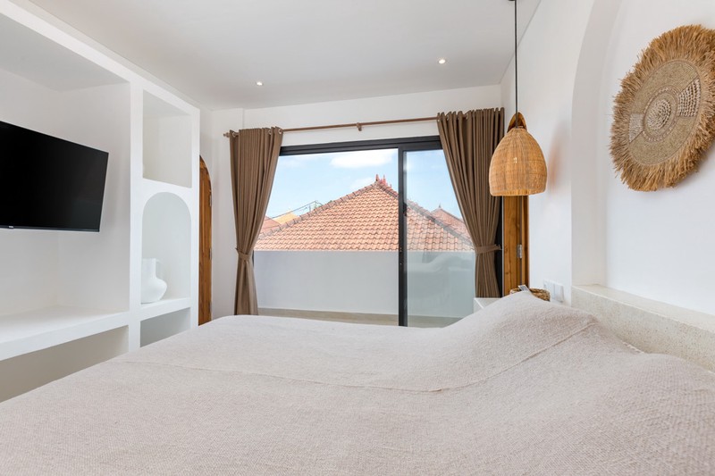 Leasehold - Stylish 2-Bedroom Villa in Seminyak (bordering Denpasar), Bali - Attractive Investment Opportunity