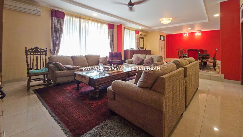 Dijual Rumah Mewah 2 Lantai Siap Huni di Kebayoran