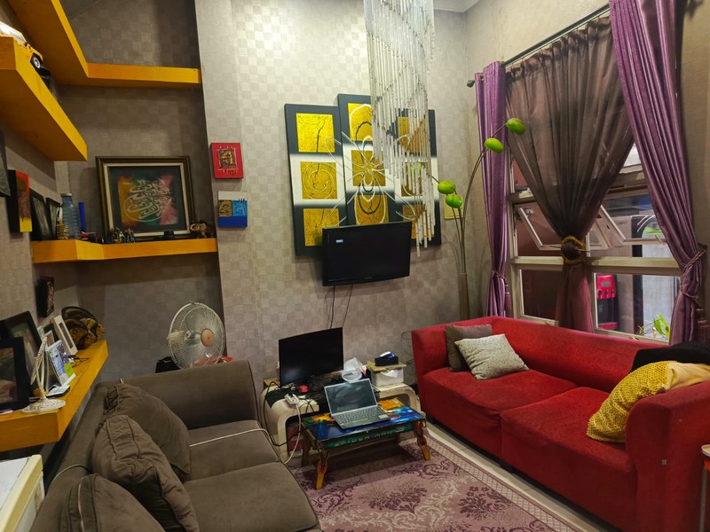 Best Deal. Rumah mewah Regensi Melati Mas, Serpong